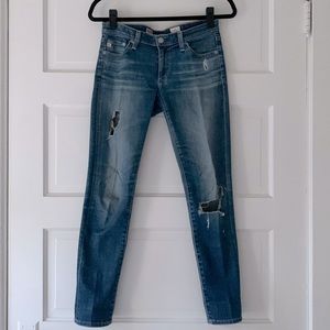 AG Adriano Goldschmied jeans Legging Ankle. Super skinny ankle jean. Distressed.